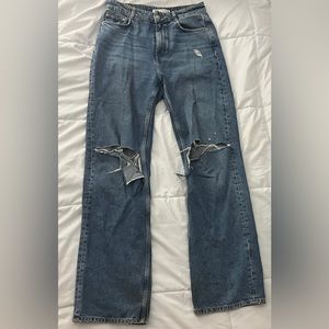 ZARA Jeans - High Rise - Ripped